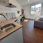La Chambre 3, Climatisée AC, Cuisine privée, Calme