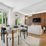 Apartment Luxueux, Spacieux Et Equipe A 5 Min Du Port