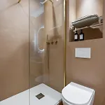 Luxueux, Spacieux Et Equipe A 5 Min Du Port Apartment *