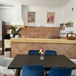 Maison De A Ouest Dans Propriete Arboree *
