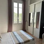 Maison De A Ouest Dans Propriete Arboree *