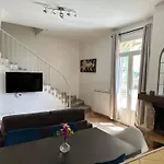 Maison De A Ouest Dans Propriete Arboree Apartment *