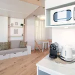 Apartment #59 Balcony 5mins Old Town & Sea Ac Wifi