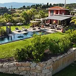 De Luxe Piscine Vue