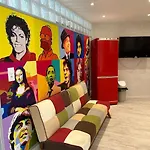 Apartment Avec 4 Doubles - Proche De La Mer, Des Transports Et De La Promenade Des *