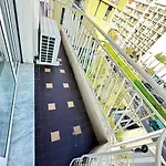 Apartment Avec 4 Doubles - Proche De La Mer, Des Transports Et De La Promenade Des *