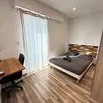 Avec 4 Doubles - Proche De La Mer, Des Transports Et De La Promenade Des Apartment