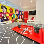 Apartment Avec 4 Doubles - Proche De La Mer, Des Transports Et De La Promenade Des *