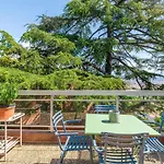 Appartement 2 Pieces D\'Exception En Dernier Etage Avec Vue Panoramique