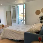 Appartement A 2 Pas De La Mer Et Parking Prive