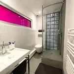 Cosy Appartement, Moderne, Fuchsia, Industriel * Nice