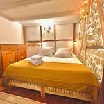 Apartment Riviera - Maison Du Chateau - Old Town - Promenade Des 3*