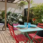 Apartment With Big Terrace Full Center With Air Conditioning