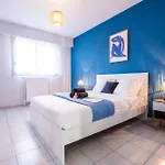 Sea & View Apartment *