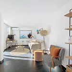 Nestor&Jeeves - Terrasse Du Sud - Central - Terrace