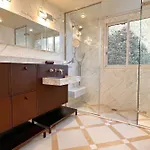 Palm & Sun Villa