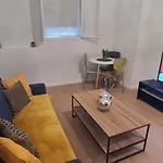 Tres Beau 2 Pieces A Nice