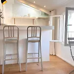Lovely One Bedroom Flat Place GARIBALDI et PORT