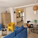 Magnifique T3, Spacieux, Lumineux Et Traversant