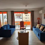 Magnifique T3, Spacieux, Lumineux Et Traversant