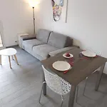 Apartment Cosy Proche Carlone, Balcon *