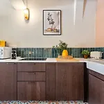 Renting - - Authentic Loft Old Rooftop View & Charm Apartment Nice