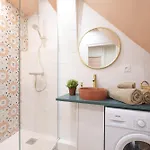 Renting - - Authentic Loft Old Rooftop View & Charm Nice
