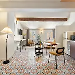 Renting - - Authentic Loft Old Rooftop View & Charm Apartment *