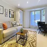 Studio Cosy Avec Jardin Privatif - Carabacel, Nice