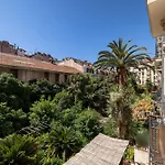 JOFFRE 49-D - Charming 2 bedroom - Carré d\'Or