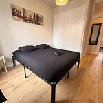 Apartment Hype-center Balcony 3br Ac Near Tram For6 Guests *