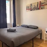 Hype-center Balcony 3br Ac Near Tram For6 Guests *