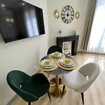 Amour-35 Apartment Nice