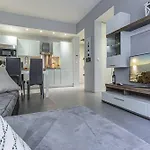 Dante 10 - Cosy Apartment Close Sea