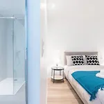 Extra Spacious 5 Min Walk To Sea & Tram Apartment *