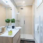 Apartment Extra Spacious 5 Min Walk To Sea & Tram
