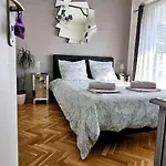 Apartment Floor With Sea View, Clim And Veranda *