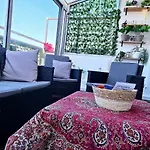 Floor With Sea View, Clim And Veranda Nice