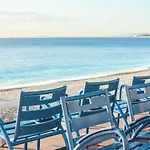 Extra Spacious 5 Min Walk To Sea & Tram Apartment