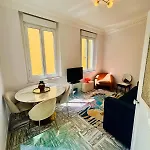 Apartment Centre Ville-vieille Ville-promenade Des