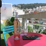 Apartment Climatise Avec Terrasse Ensoleillee