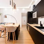 Ambiance Cosy A La Nicoise * Nice