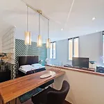 Nestor&Jeeves - Reflet Dor - Vieux Nice - Near Beach