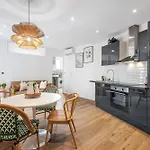 Apartment Renting - 35 Massena - Architect Flat Ultimate Charm Massena Center