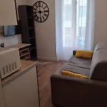 Apartment 1 Piece