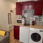 Studio 1 Piece