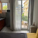 Chez Eva