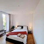 Spacious Family Apartment Near Sea - Nice