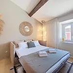 Nestor&jeeves - Beige Riviera - Standing Apartment Nice