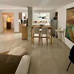 Au cœur du Vieux Nice, 3 chambres au calme, grand appartement